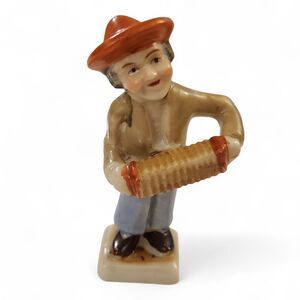 Vintage 40s–50s Japan Porcelain Musical Man Figurine Accordion Player